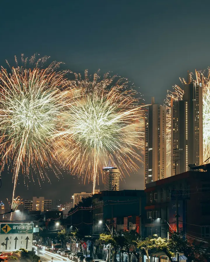 New Year countdown show