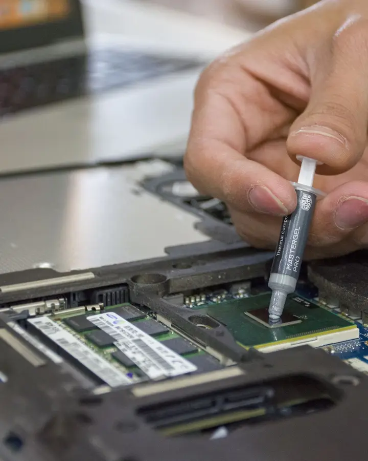Laptop deep clean and service