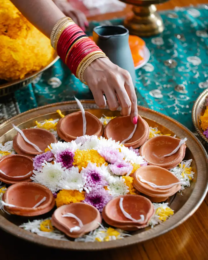 Clay agal diyas, set of 24