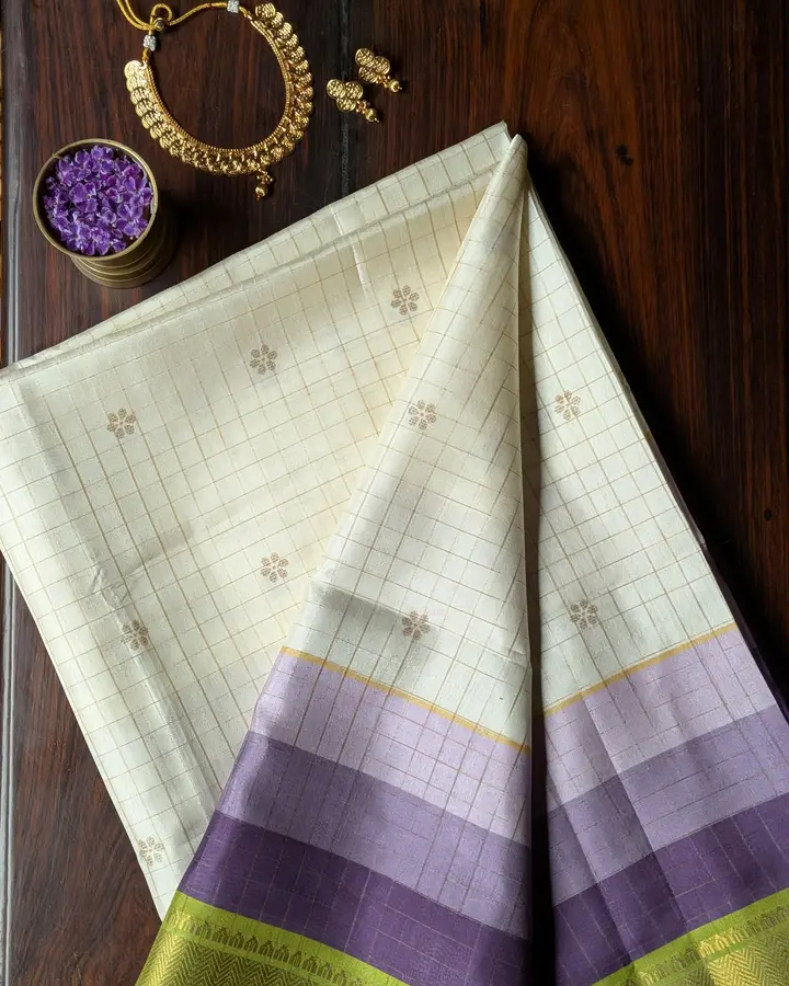 Ivory and lilac cotton