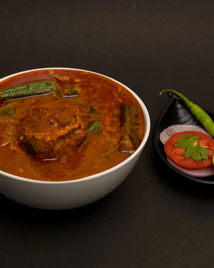 Vanjaram meen kuzhambu