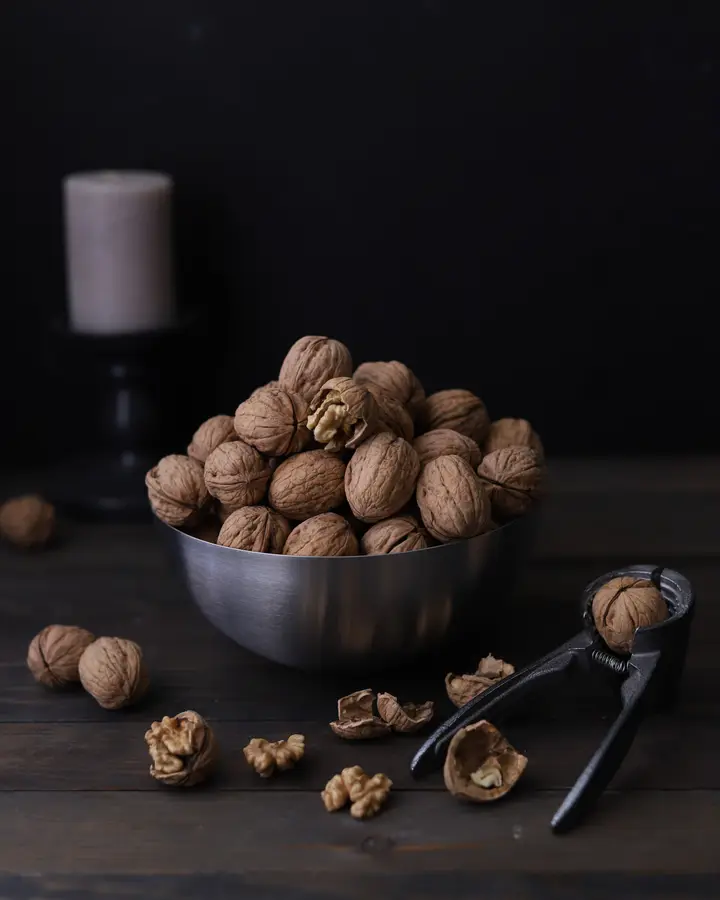 Paper-shell walnuts