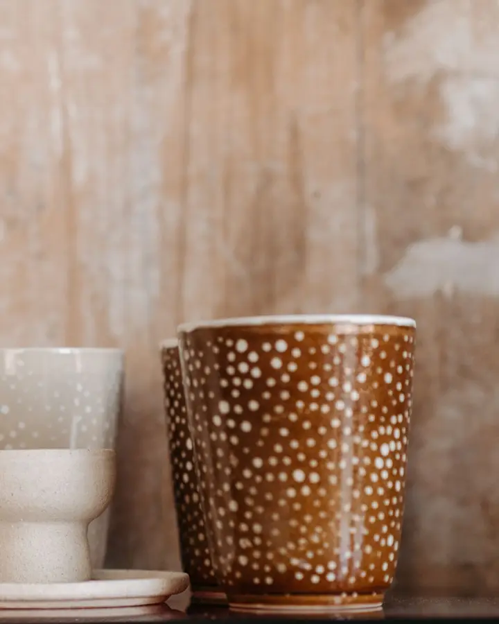 Dotted tumbler