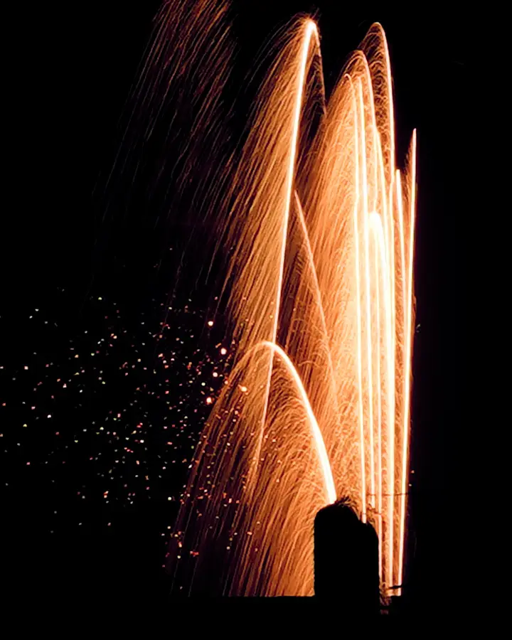 Whistling rockets