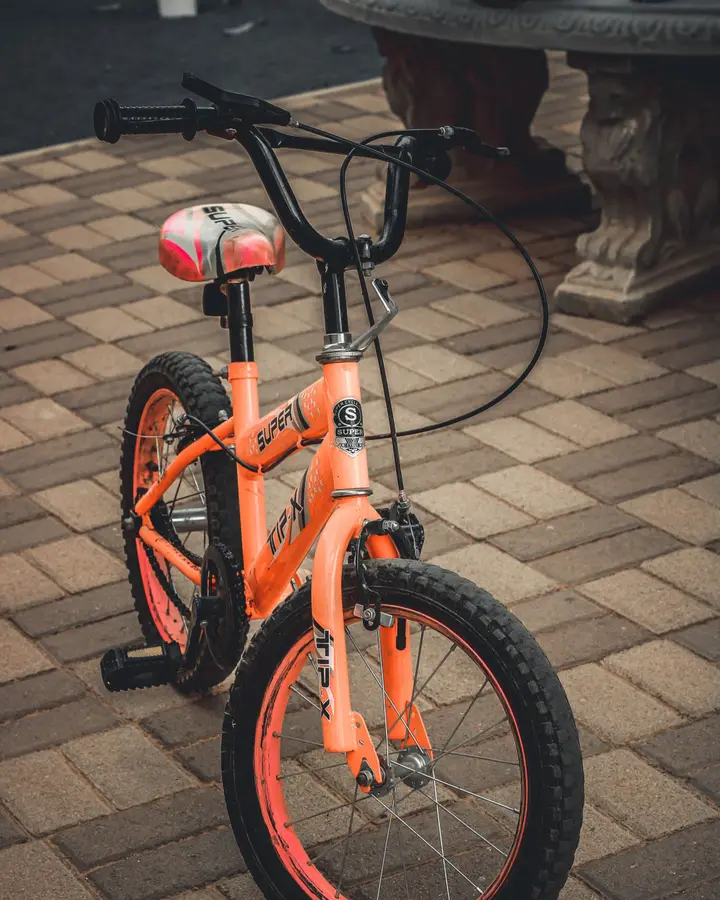 Kids’ bicycle, 20-inch