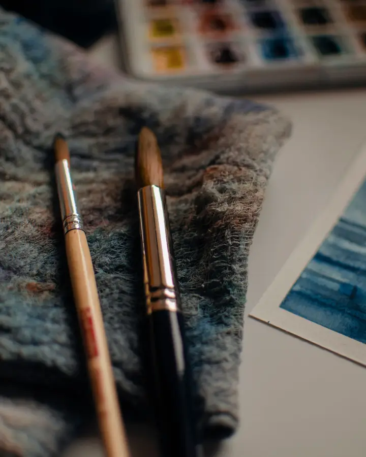 Watercolour brush pair