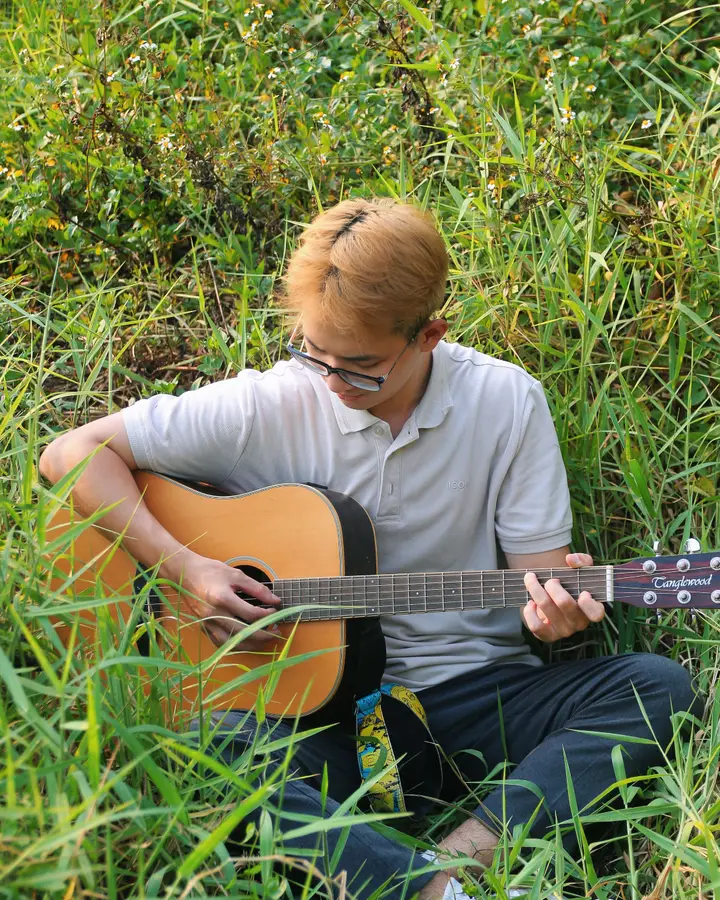Guitar for adults, evenings
