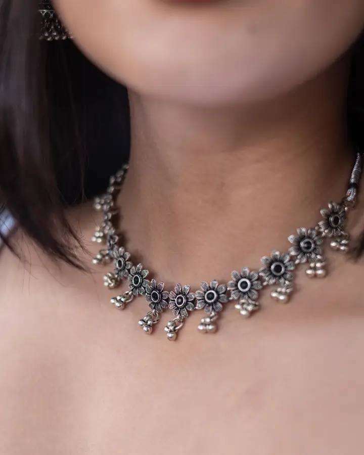Oxidised flower necklace