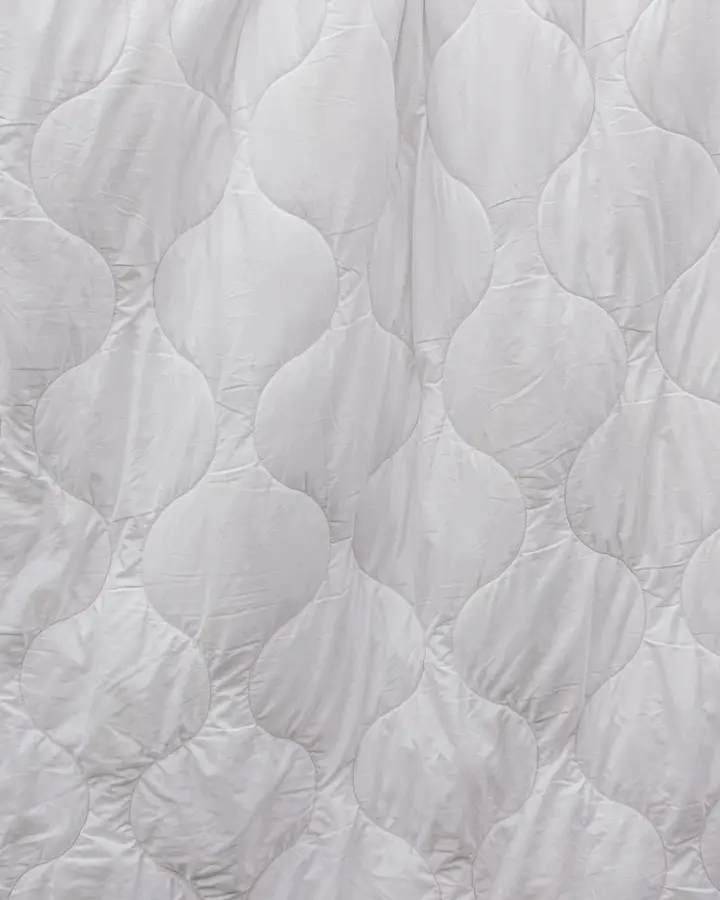 Quilted mattress protector